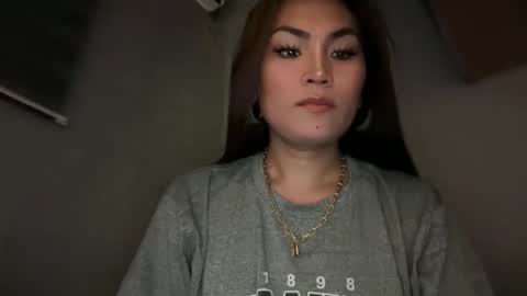 Snapshot of cathy_sanches chatting on 10.22.25 cathy online show from 10.22.25