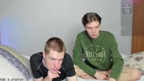 Snapshot of caties_cutes2 chatting on 02.25.25 Tobi Den online show from 02.25.25