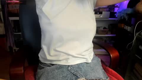 some call me djcatnips some call me CC but i love it when you call me miss catnips  online show from 01.19.25