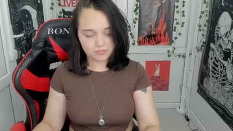 Snapshot of catrine_cute chatting on 07.20.26 Catrine online show from 07.20.26