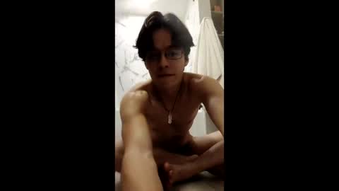 Snapshot of cats_summer chatting on 12.05.25 cats_summer online show from 12.05.25