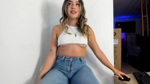 Snapshot of cattaleya_rose chatting on 02.08.26 Catta online show from 02.08.26