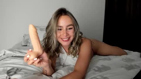 Snapshot of cattaleya_rose chatting on 02.27.26 Catta online show from 02.27.26