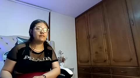 Snapshot of cattigoon chatting on 04.16.26 cattigoon online show from 04.16.26