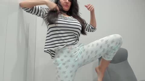 catty online show from 01.22.25