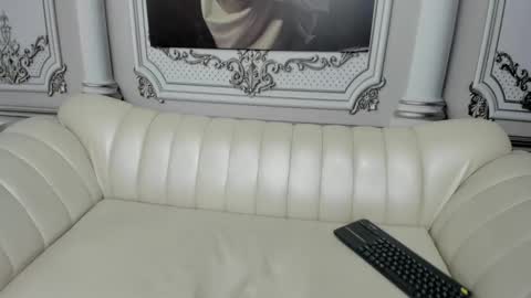 Snapshot of catty_dolldaddy chatting on 03.08.25 catty online show from 03.08.25