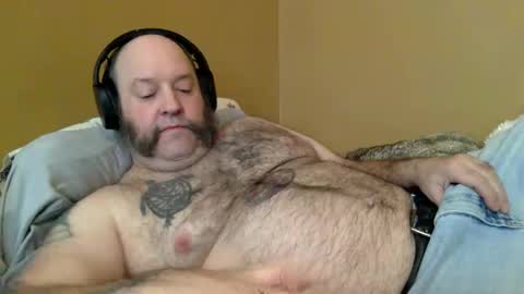 Snapshot of caz508 chatting on 12.14.25 caz508 online show from 12.14.25