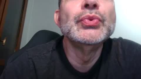 Snapshot of cazzoita74 chatting on 01.28.25 Mr. CumOnYourFace74 online show from 01.28.25