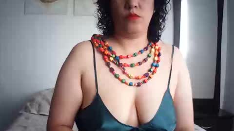 Snapshot of ccharlot chatting on 04.15.26 ccharlot online show from 04.15.26