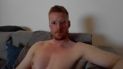 Snapshot of ccloser87 chatting on 06.08.26 ccloser87 online show from 06.08.26