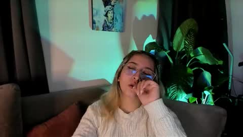 ccuteass online show from 12.09.24