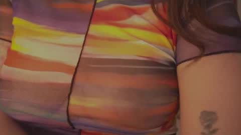 Diane Independent model online show from 09.19.25