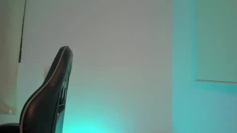 Snapshot of celeste_hatman chatting on 05.31.26 C E L E S T E online show from 05.31.26