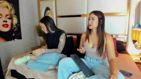 Snapshot of celeste_starsss chatting on 06.23.26 celeste_starsss online show from 06.23.26