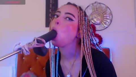 Celeste o Yenna online show from 12.26.24