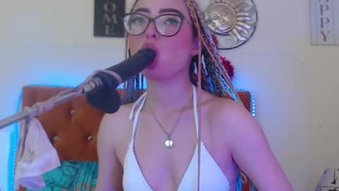 Celeste o Yenna online show from 01.08.25