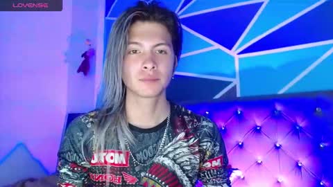 I am Valentinn online show from 10.27.25