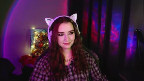 Snapshot of celia_sensual_ chatting on 06.20.26 celia_sensual_ online show from 06.20.26