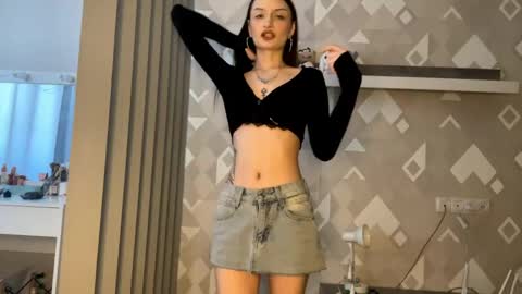 Snapshot of celinaimmel chatting on 05.05.26 Eva online show from 05.05.26