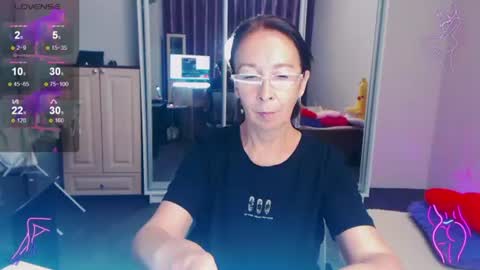 Snapshot of celine_faer1 chatting on 07.11.26 Celine online show from 07.11.26