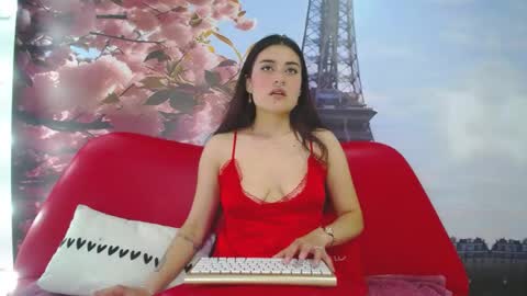 Snapshot of celine_visconti chatting on 04.28.26 online show from 04.28.26