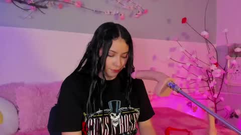 Snapshot of centaurigirls chatting on 04.19.26 Hello guys my name is Sofi and Lizzie and Vanessa online show from 04.19.26