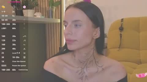Livia online show from 07.04.26