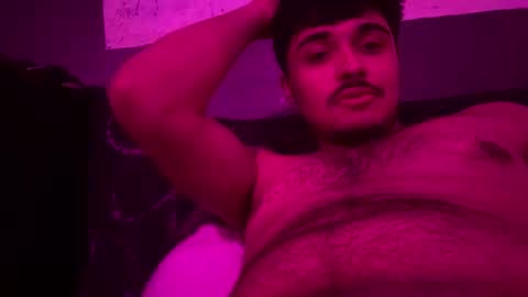 Snapshot of cezarthebreeder chatting on 02.26.26 cezarthebreeder online show from 02.26.26