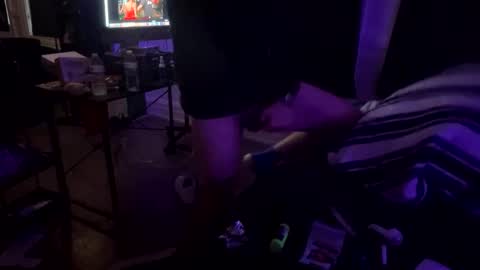 Snapshot of cezarthebreeder chatting on 02.28.26 cezarthebreeder online show from 02.28.26