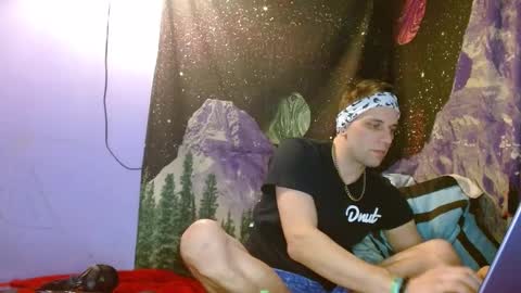 cguffey2284 online show from 01.03.25