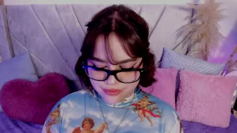 Snapshot of chaarlotte_1 chatting on 06.12.26 charlotte online show from 06.12.26