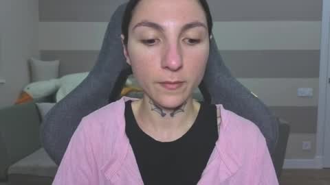Snapshot of chabibiann chatting on 05.25.26 Kate online show from 05.25.26