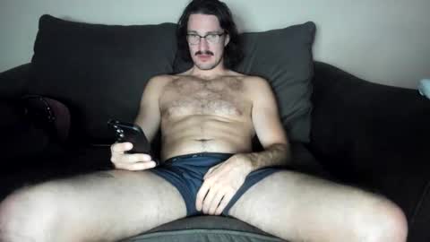 Snapshot of chadpowerz chatting on 05.09.26 Lydong online show from 05.09.26