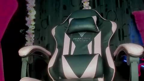 chaminelan online show from 01.15.26