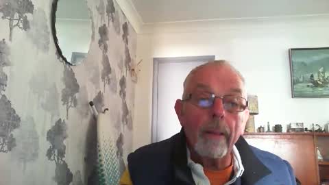 Snapshot of champers37 chatting on 04.25.26 Champers online show from 04.25.26