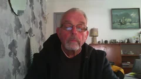 Snapshot of champers37 chatting on 05.10.26 Champers online show from 05.10.26