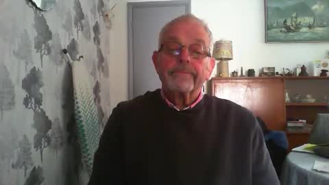 Snapshot of champers37 chatting on 05.13.26 Champers online show from 05.13.26