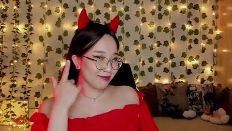 Snapshot of champions_babe chatting on 10.12.25 champions_babe online show from 10.12.25