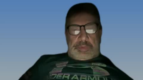 Snapshot of champsex305610 chatting on 01.19.25 champsex305610 online show from 01.19.25