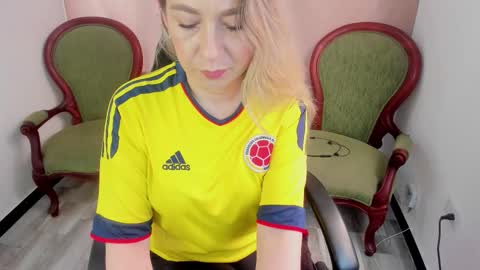          online show from 10.14.25