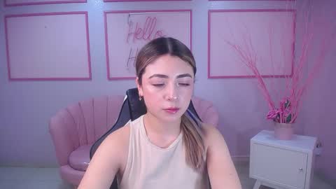 Snapshot of channel_blonde_a chatting on 12.28.24 channel_blonde_a online show from 12.28.24