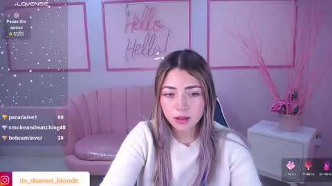 Snapshot of channel_blonde_a chatting on 01.03.25 channel_blonde_a online show from 01.03.25