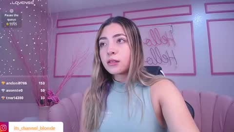 Snapshot of channel_blonde_a chatting on 01.23.25 channel_blonde_a online show from 01.23.25