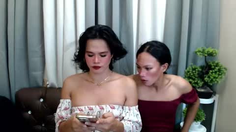Snapshot of channel_maxine chatting on 06.07.26 Rosette online show from 06.07.26