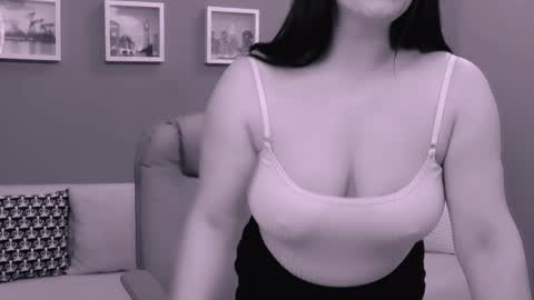 The Queen online show from 02.15.25