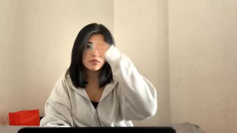 Lola online show from 11.30.25