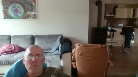 Snapshot of charles6064 chatting on 06.04.26 charles6064 online show from 06.04.26