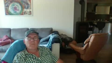 Snapshot of charles6064 chatting on 06.15.26 charles6064 online show from 06.15.26