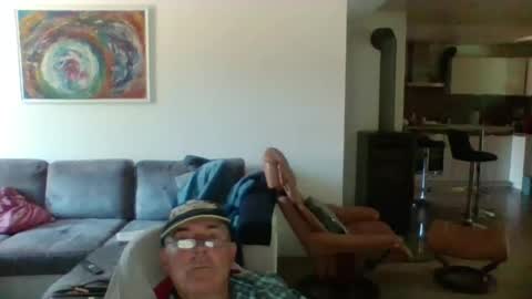 Snapshot of charles6064 chatting on 07.28.26 charles6064 online show from 07.28.26
