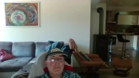 Snapshot of charles6064 chatting on 07.28.26 charles6064 online show from 07.28.26